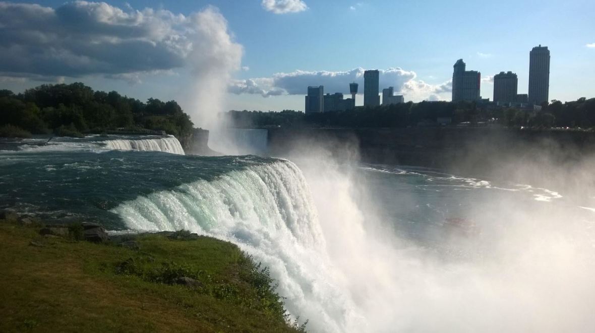 augustniagrafalls